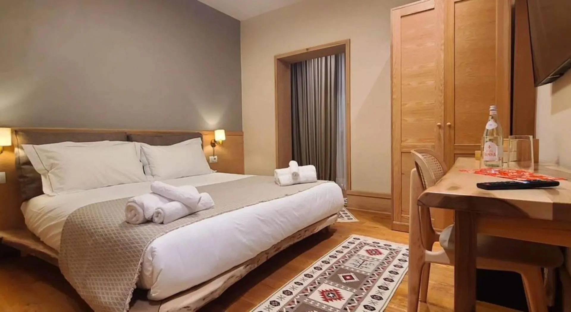Kro Velar Hotel Boutique Korce