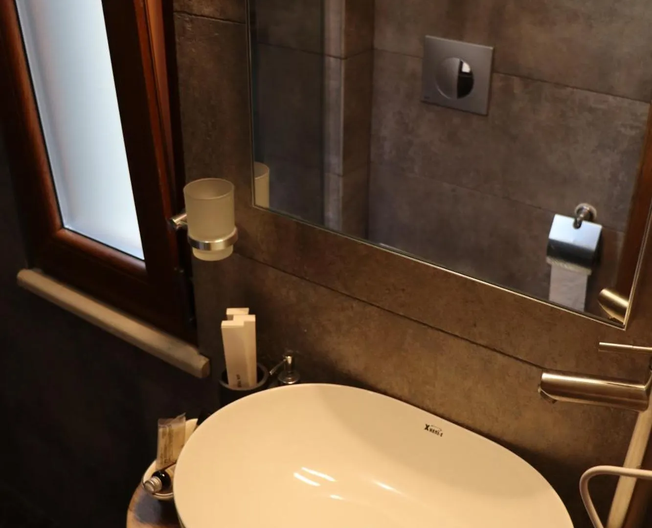 Kro Velar Hotel Boutique Korce